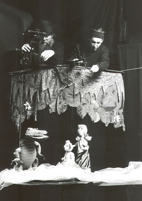Upper Loveland Puppets - Isabelle and the Amazone